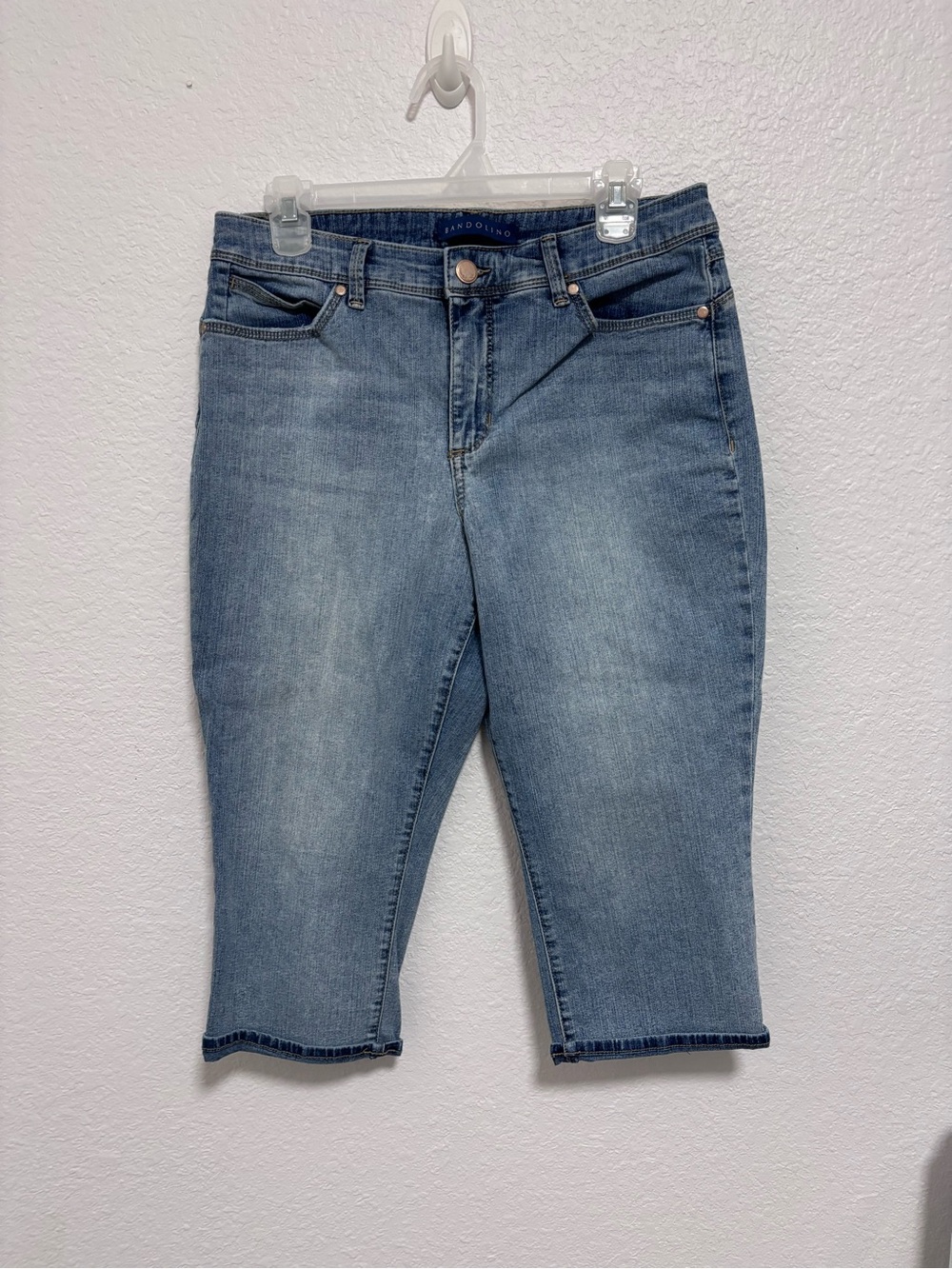 Bandolino Light Blue Denim Capris